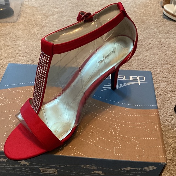 Shoes for sale size 10 and 11. Some never worn. - Picture 5 of 5